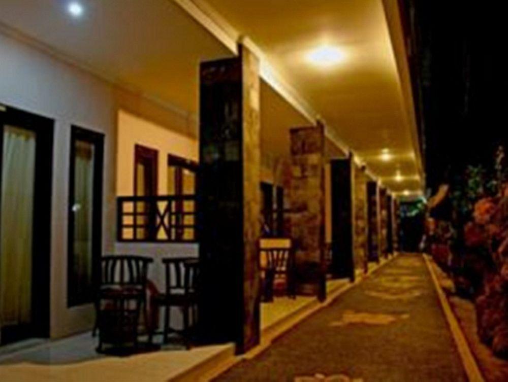 Sapta Petala Hotel Kuta Lombok Dış mekan fotoğraf